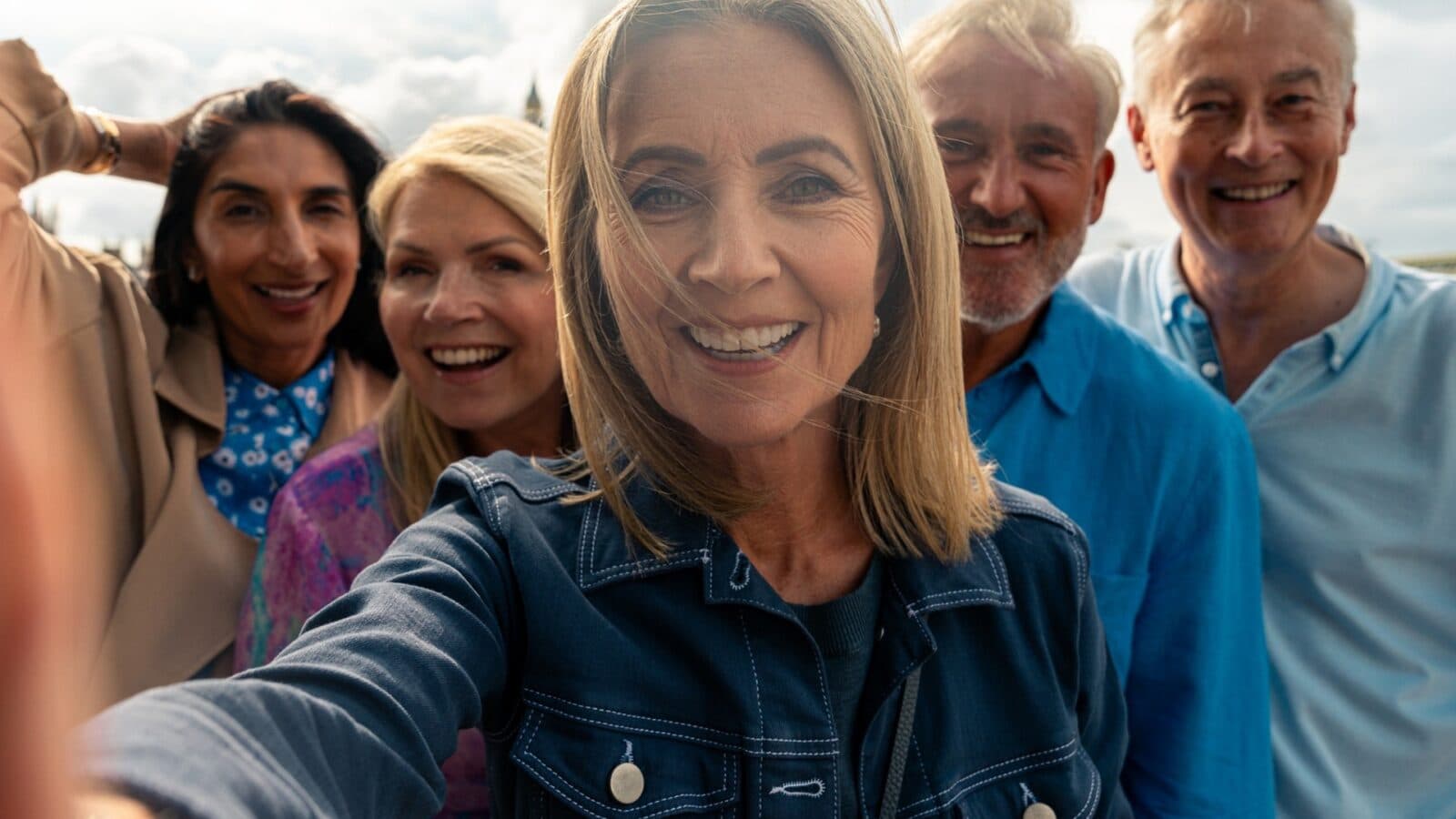 personer som tar en selfie